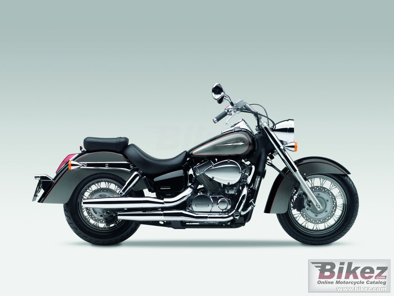 Big Honda vt750c shadow picture and wallpaper from Bikez.com